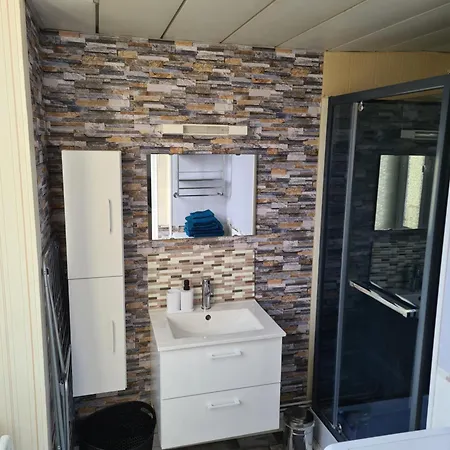 Elegant Classe 3 Etoiles Apartment Vittel