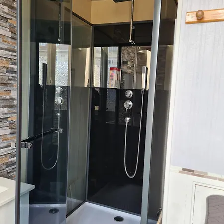 Elegant Classe 3 Etoiles アパート