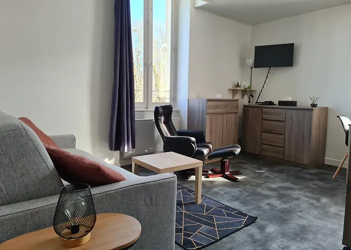 公寓 Elegant Classe 3 Etoiles 维泰勒